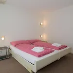 Schlegeli *
